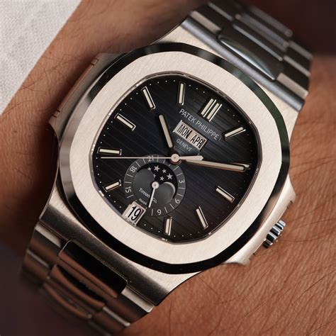 57 26 patek philippe|Patek Philippe nautilus 5726 1a.